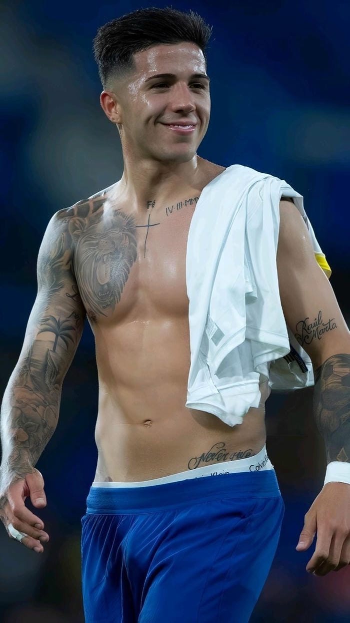 anh-enzo-fernandez (38)