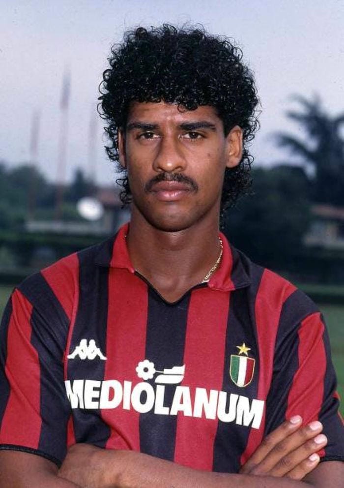 99+ Ảnh Frank Rijkaard xuất sắc nhất: Huyền thoại vĩ đại trên sân cỏ