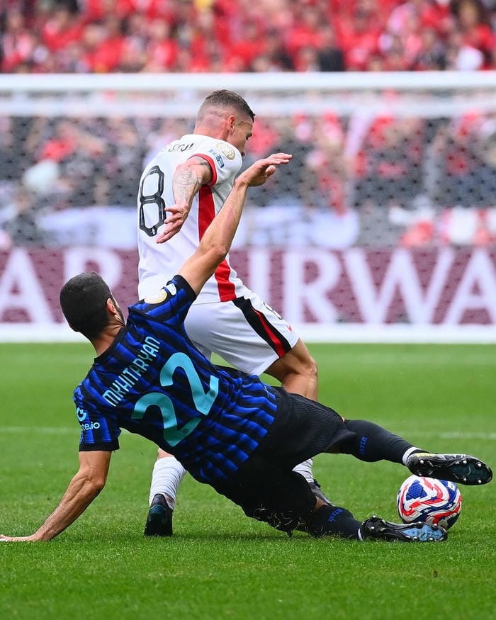 anh-henrikh-mkhitaryan (30)