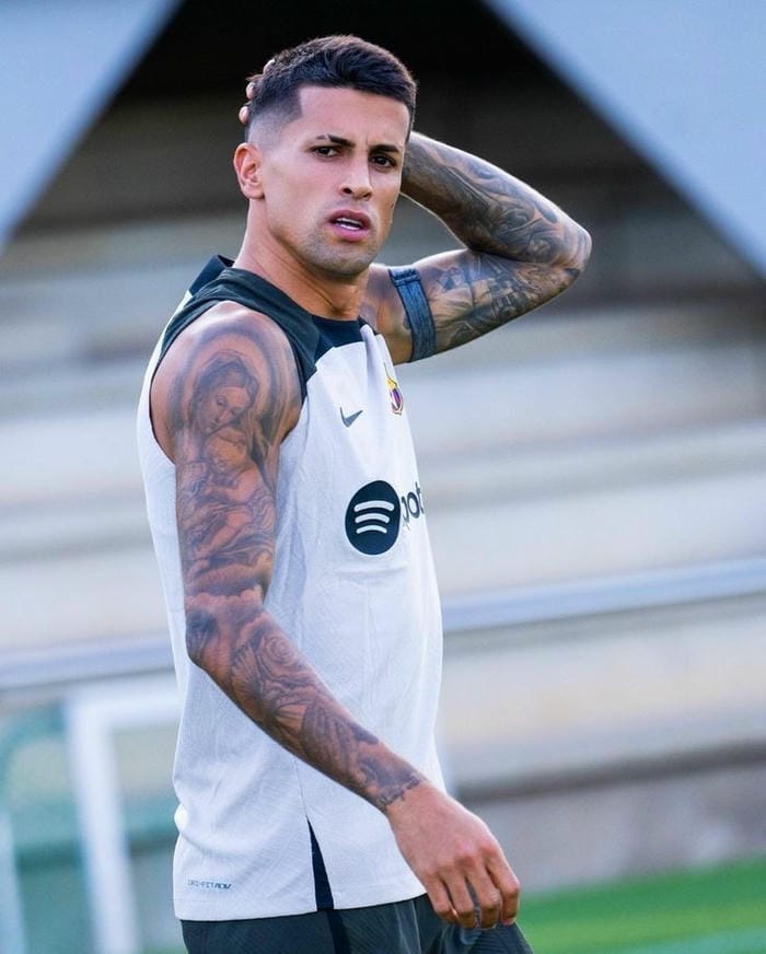 anh-joao-cancelo (14)
