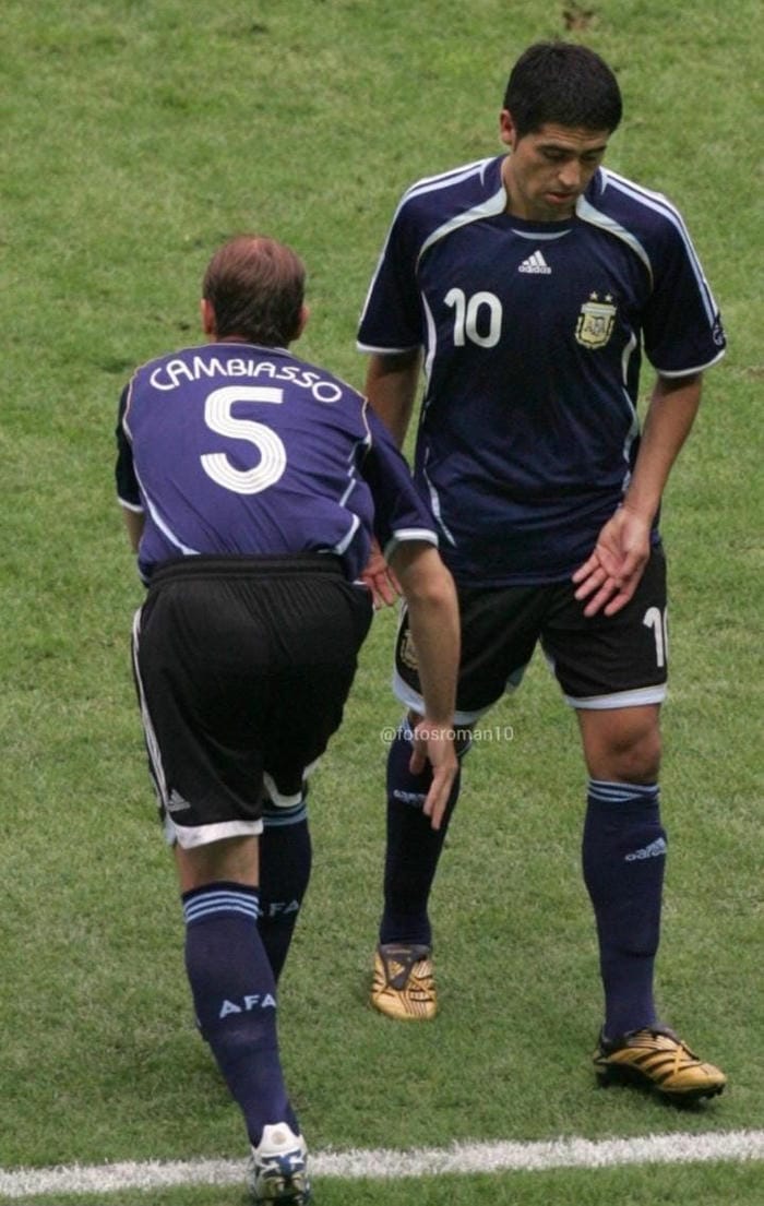 anh-juan-roman-riquelme (1)