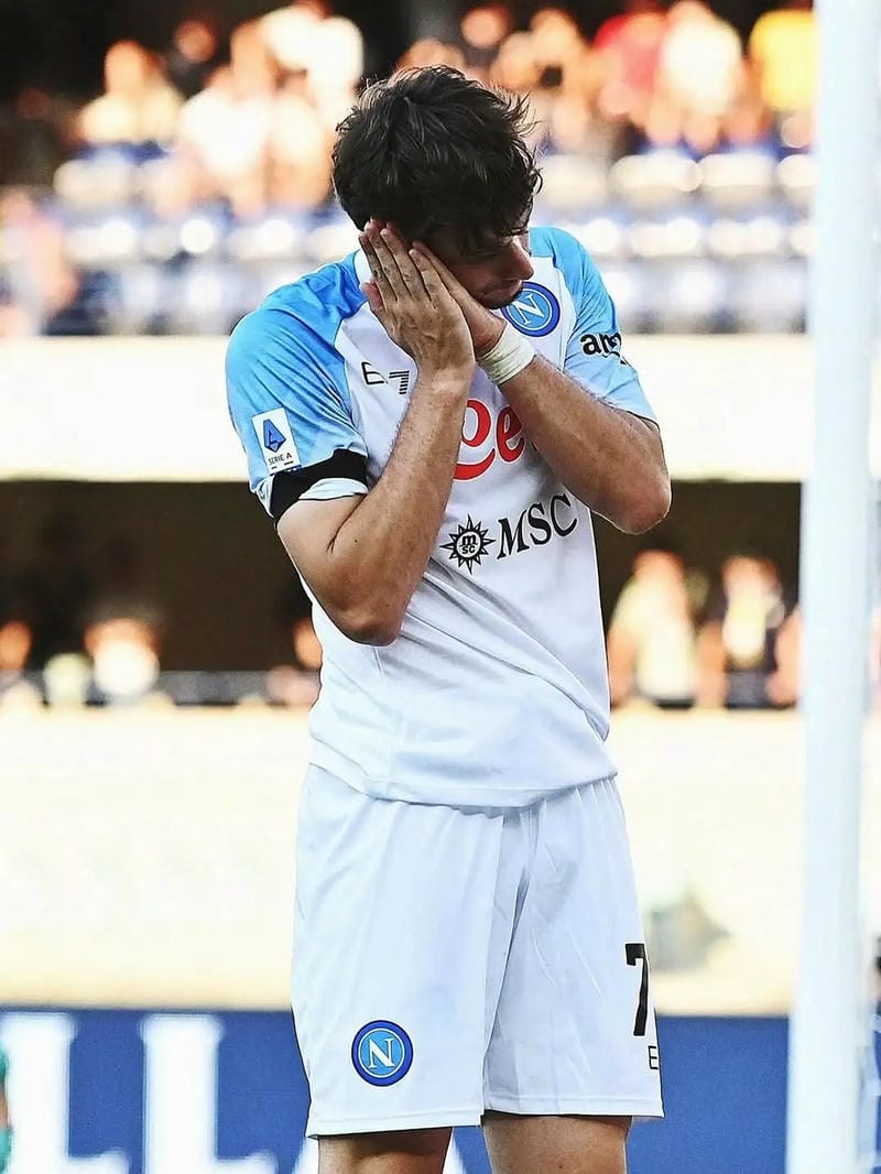 anh-khvicha-kvaratskhelia (33)