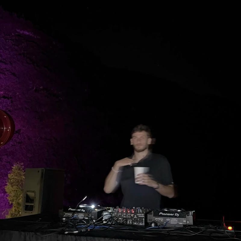 anh-khvicha-kvaratskhelia (4)