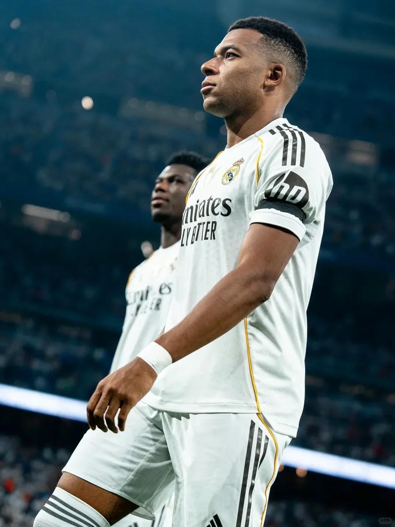 anh-kylian-mbappe (25)