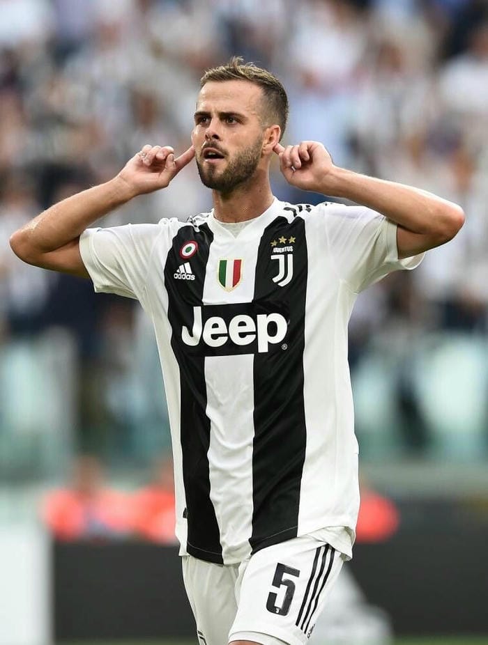 99+ Ảnh Miralem Pjanic đẹp nhất: phong cách, kỹ thuật và thần thái đỉnh cao