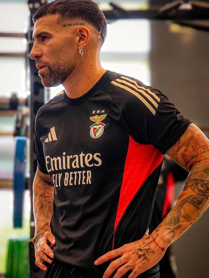 anh-nicolas-otamendi (24)