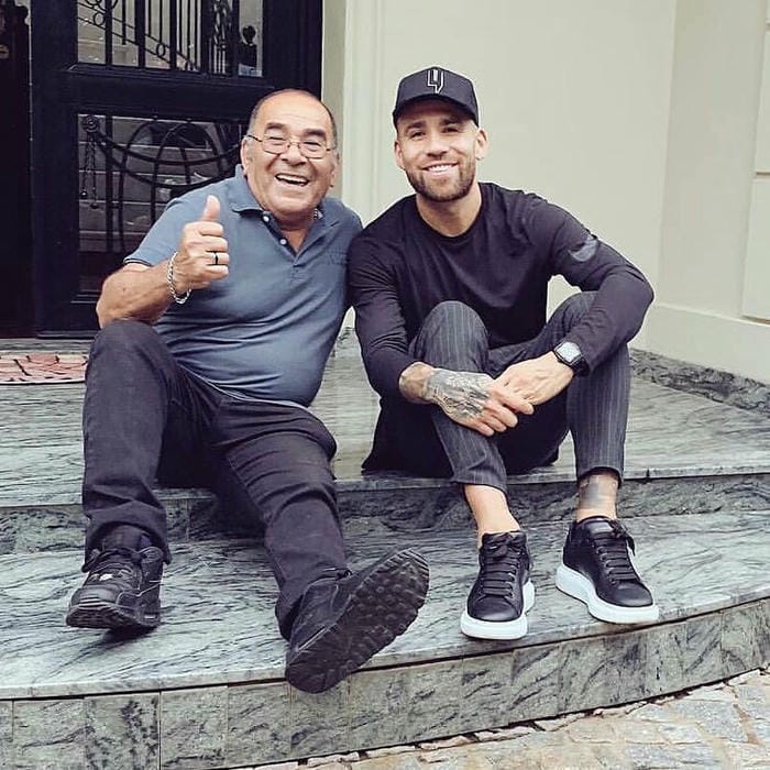 anh-nicolas-otamendi (9)