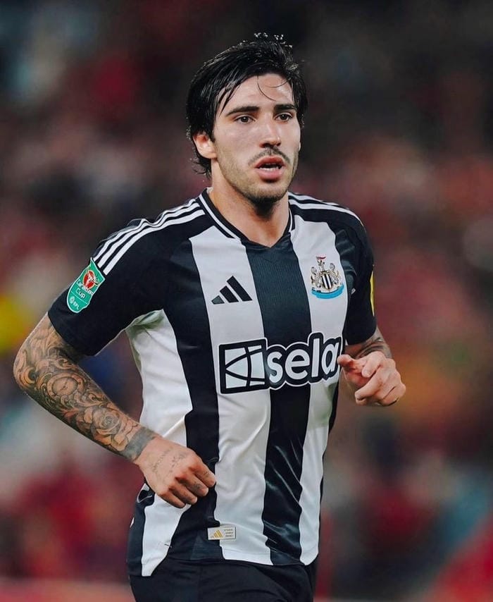 anh-sandro-tonali (1)