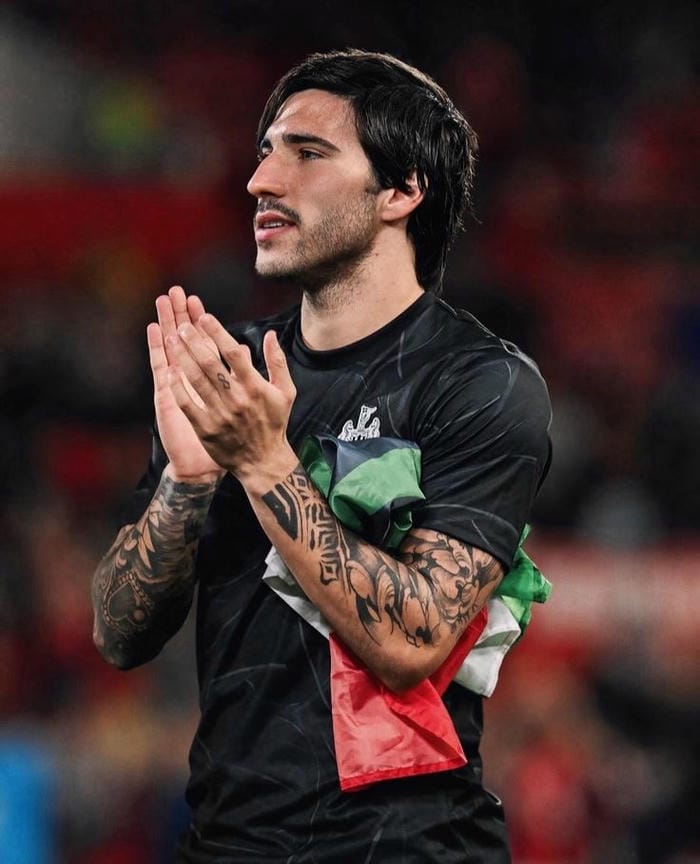 anh-sandro-tonali (15)