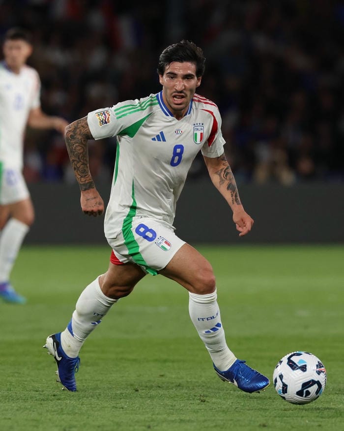 anh-sandro-tonali (16)