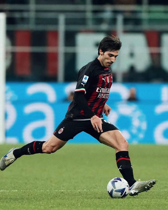 anh-sandro-tonali (21)