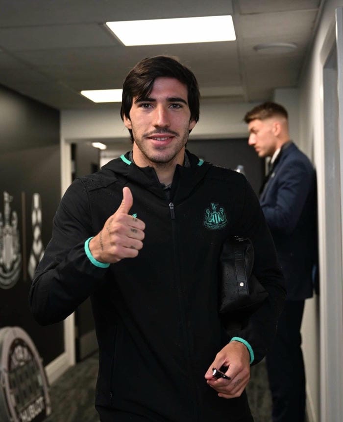 anh-sandro-tonali (4)