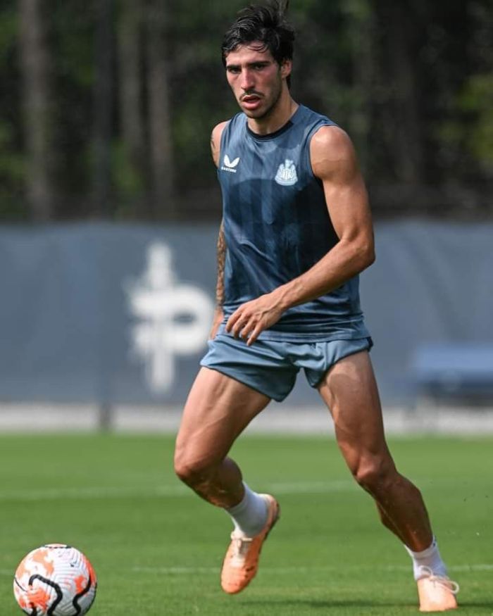 anh-sandro-tonali (7)