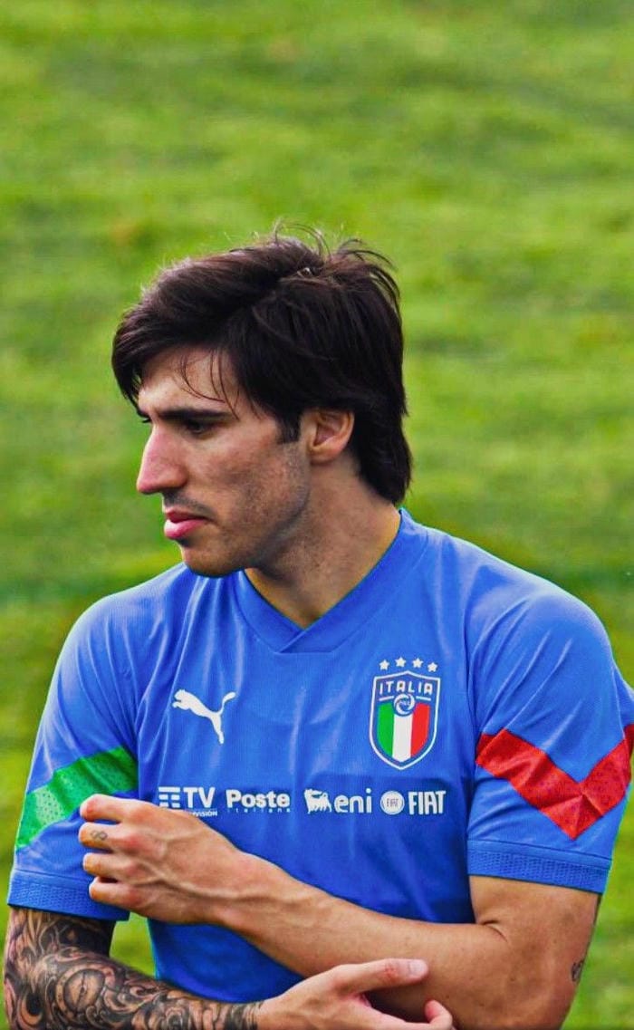 anh-sandro-tonali (9)