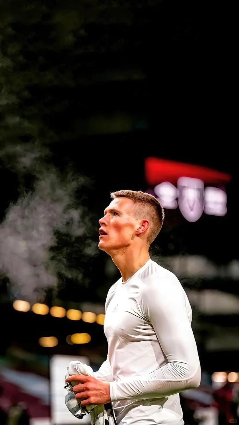 anh-scott-mctominay (17)