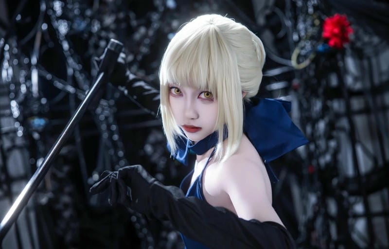 anh-alter-saber-cosplay (23)