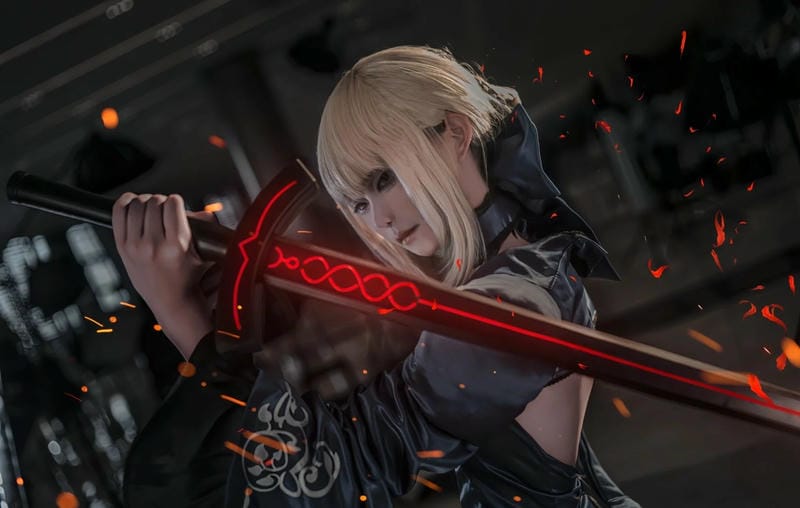 anh-alter-saber-cosplay (8)