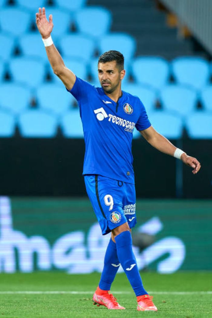 99+ Ảnh Ángel Rodríguez ấn tượng nhất: kỹ thuật, tốc độ và bản lĩnh sân cỏ