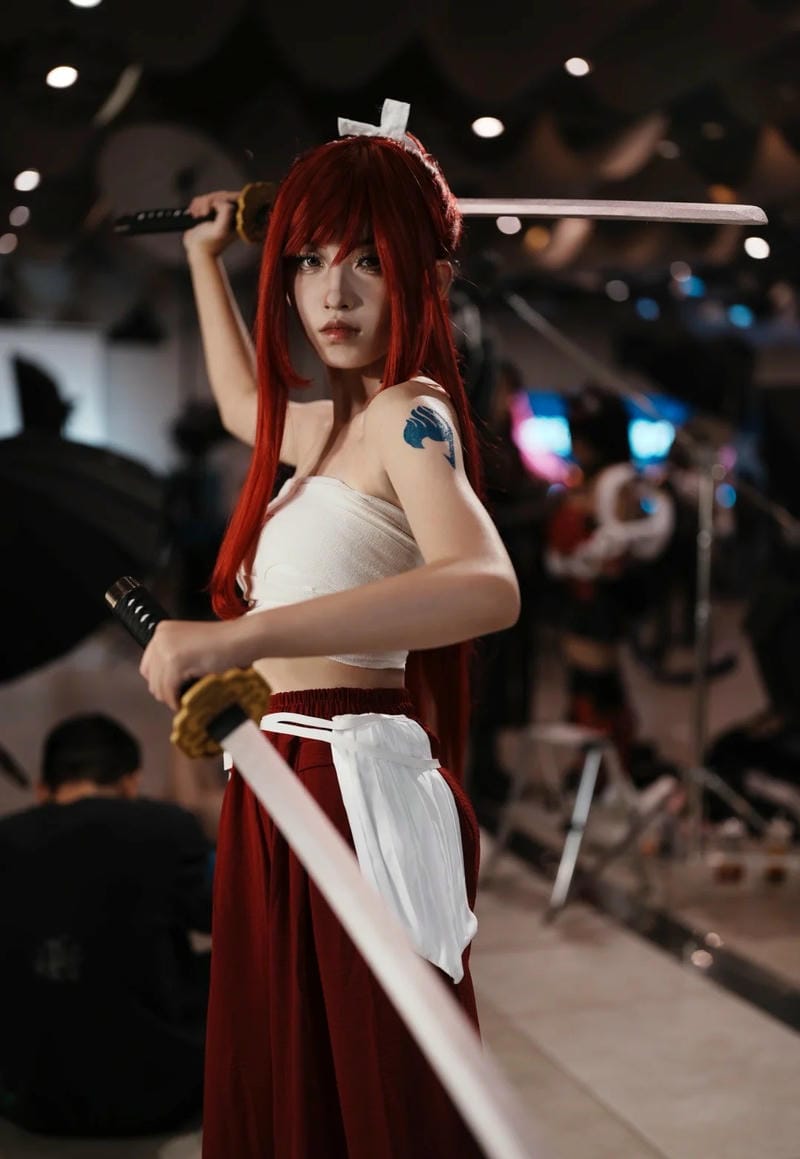 anh-cosplay-erza-scarlet (6)
