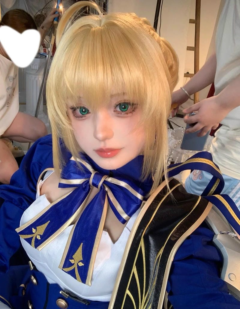 anh-cosplay-saber (14)
