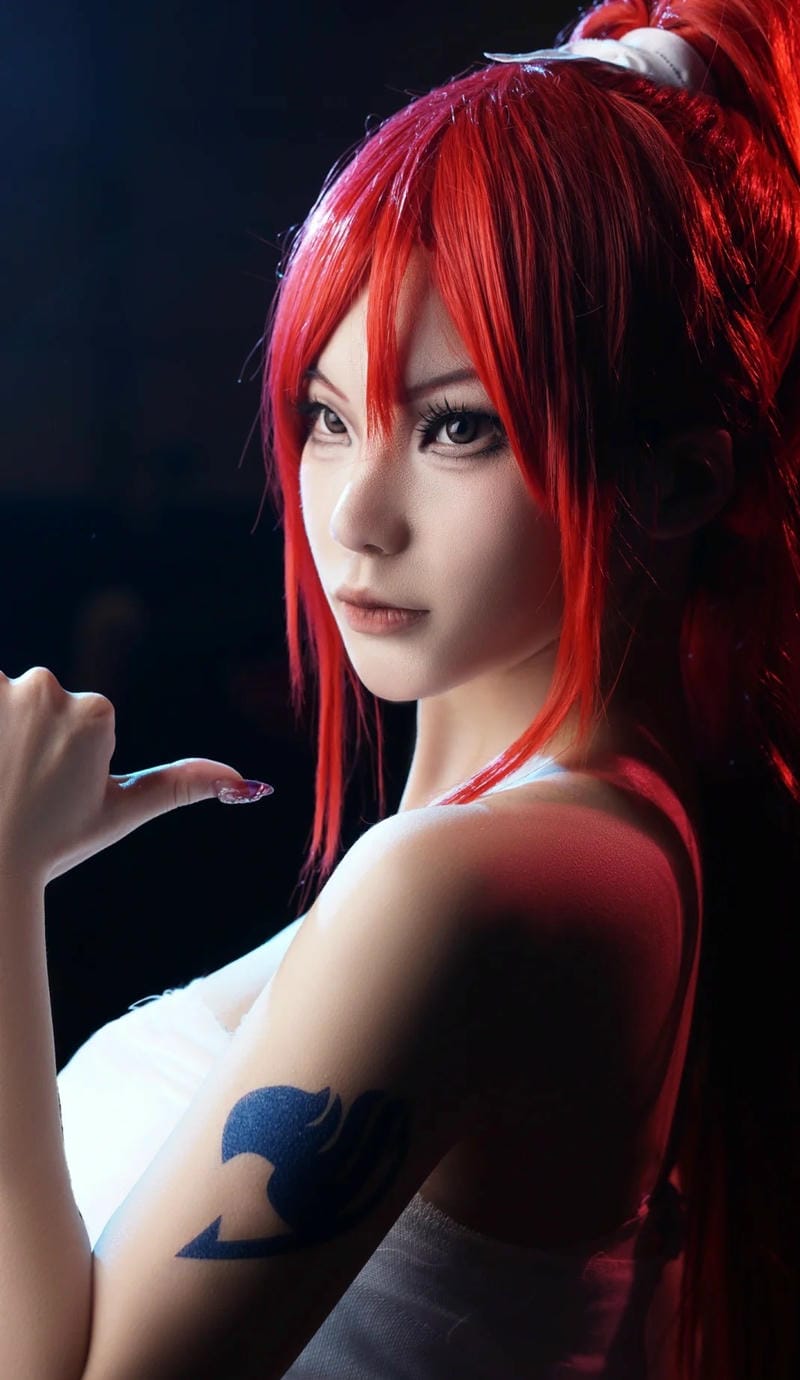 anh-erza-scarlet-cosplay (40)