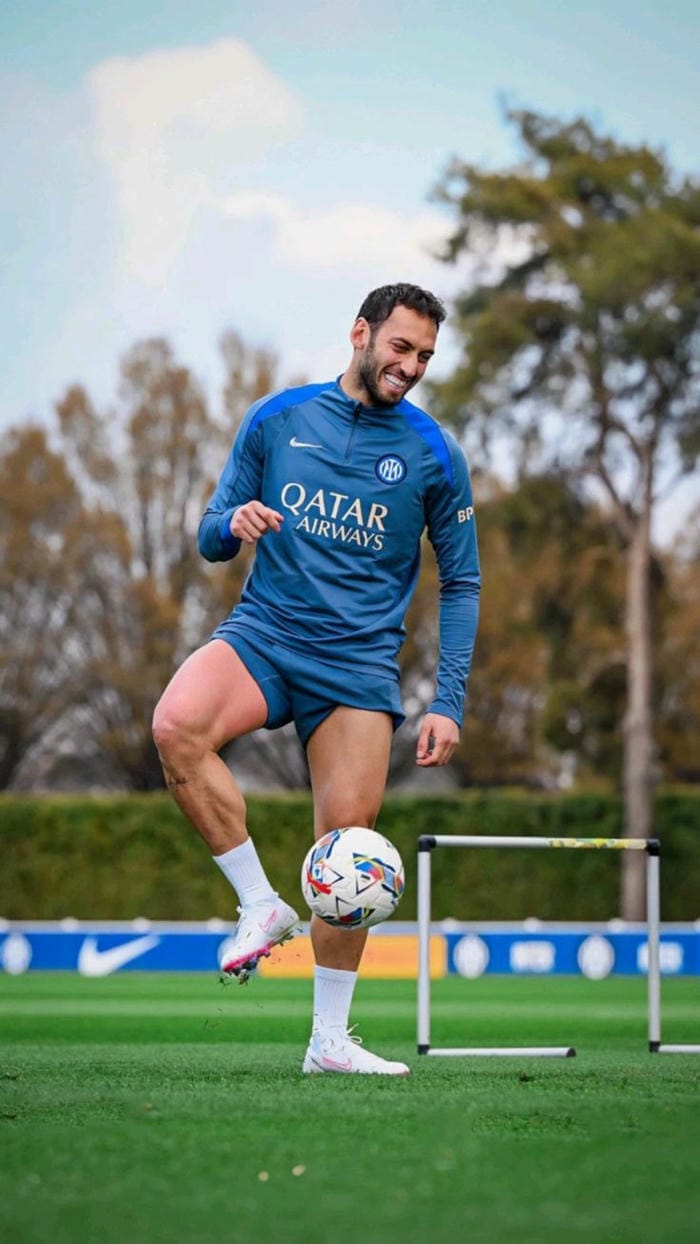 anh-hakan-calhanoglu (14)