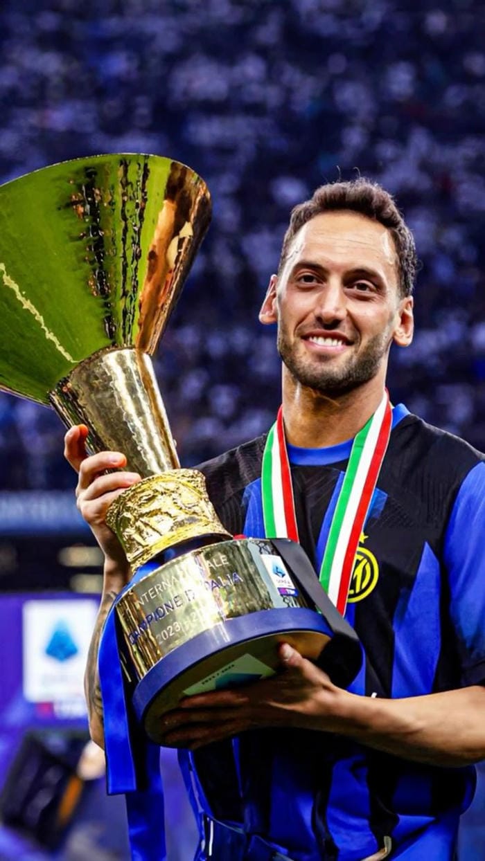 anh-hakan-calhanoglu (16)