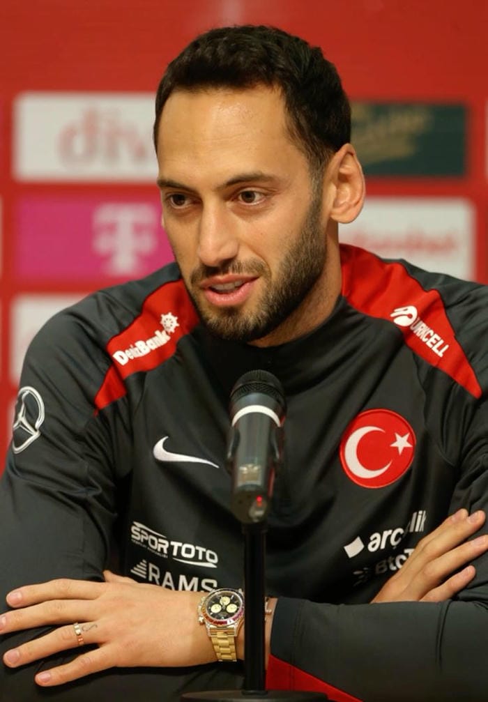 anh-hakan-calhanoglu (18)
