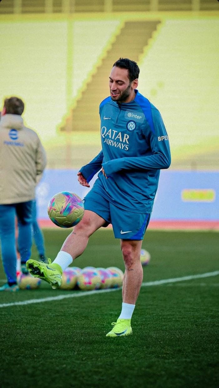 anh-hakan-calhanoglu (2)