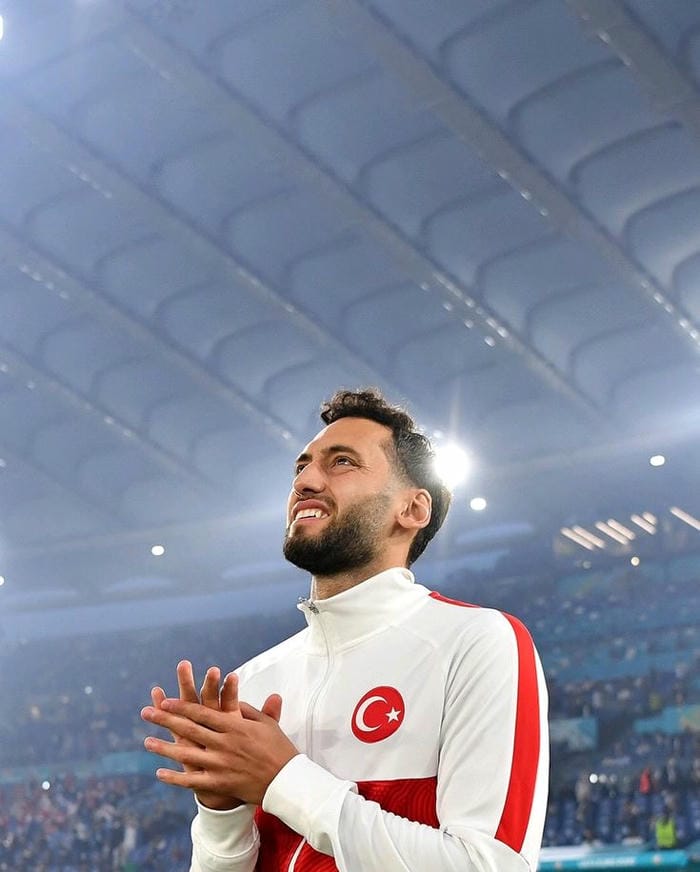 anh-hakan-calhanoglu (26)