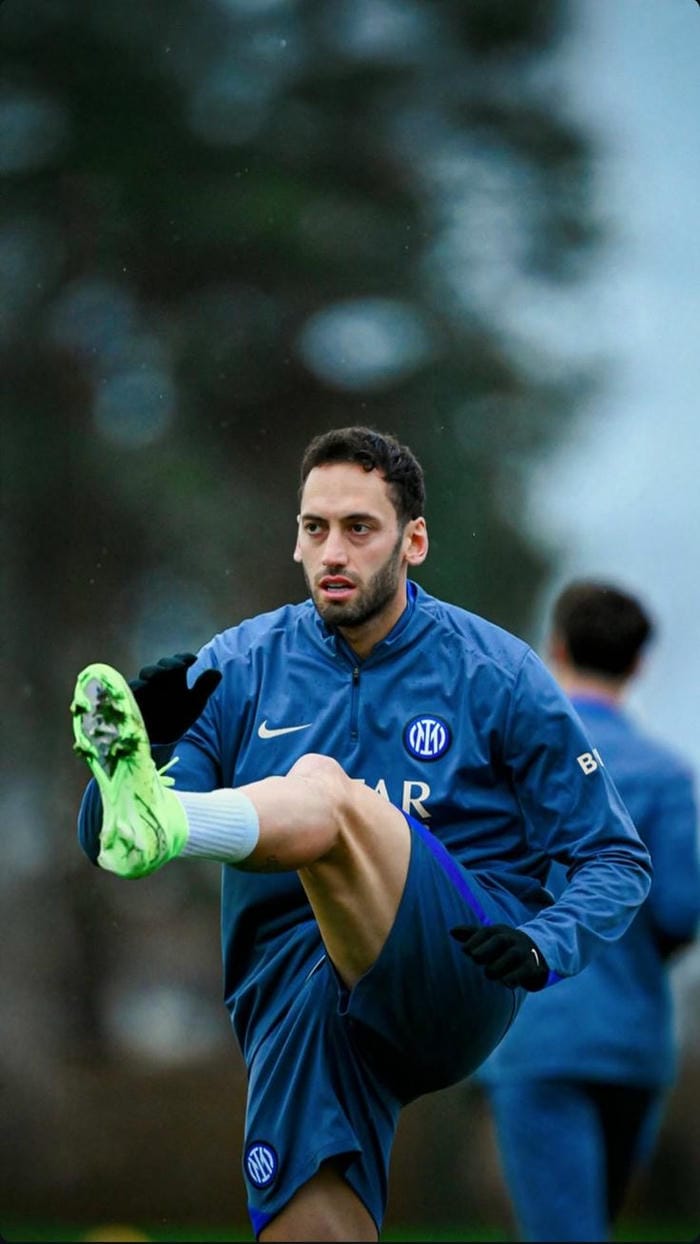 anh-hakan-calhanoglu (3)