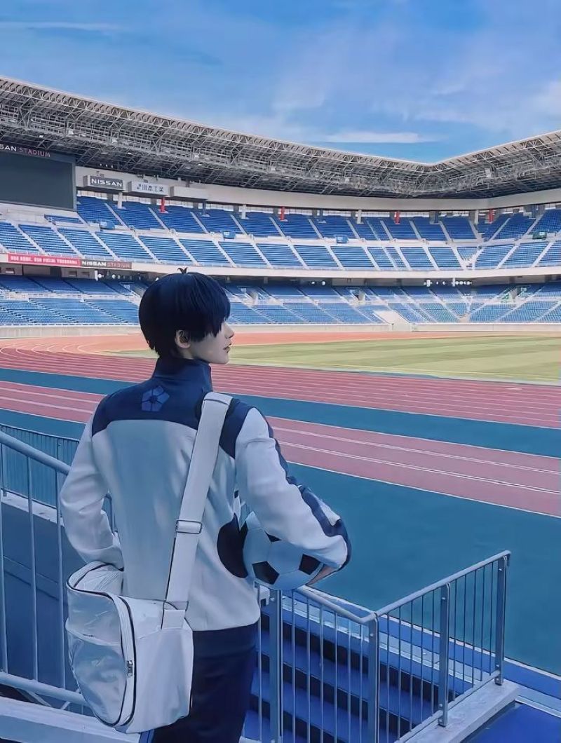 anh-isagi-yoichi-cosplay (17)