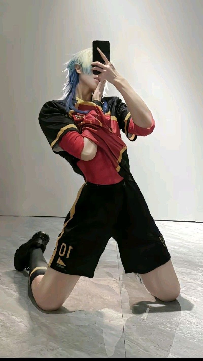 anh-kaiser-cosplay (10)