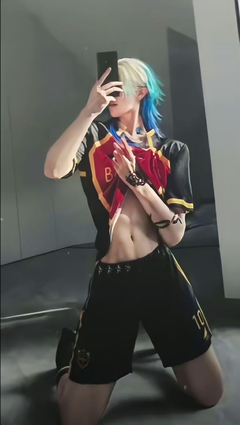 anh-kaiser-cosplay (5)