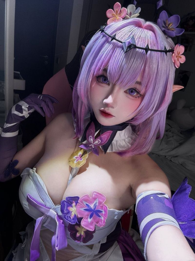 anh-luyen-tru-cosplay-sexy (5)