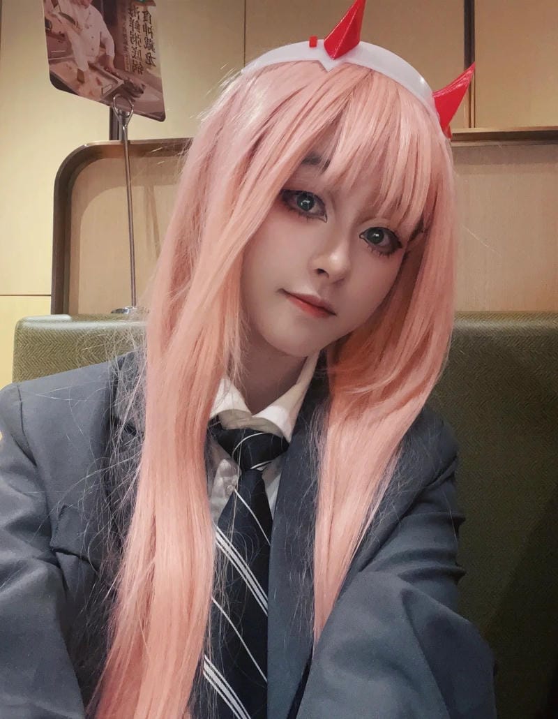 anh-zero-two-cosplay (11)