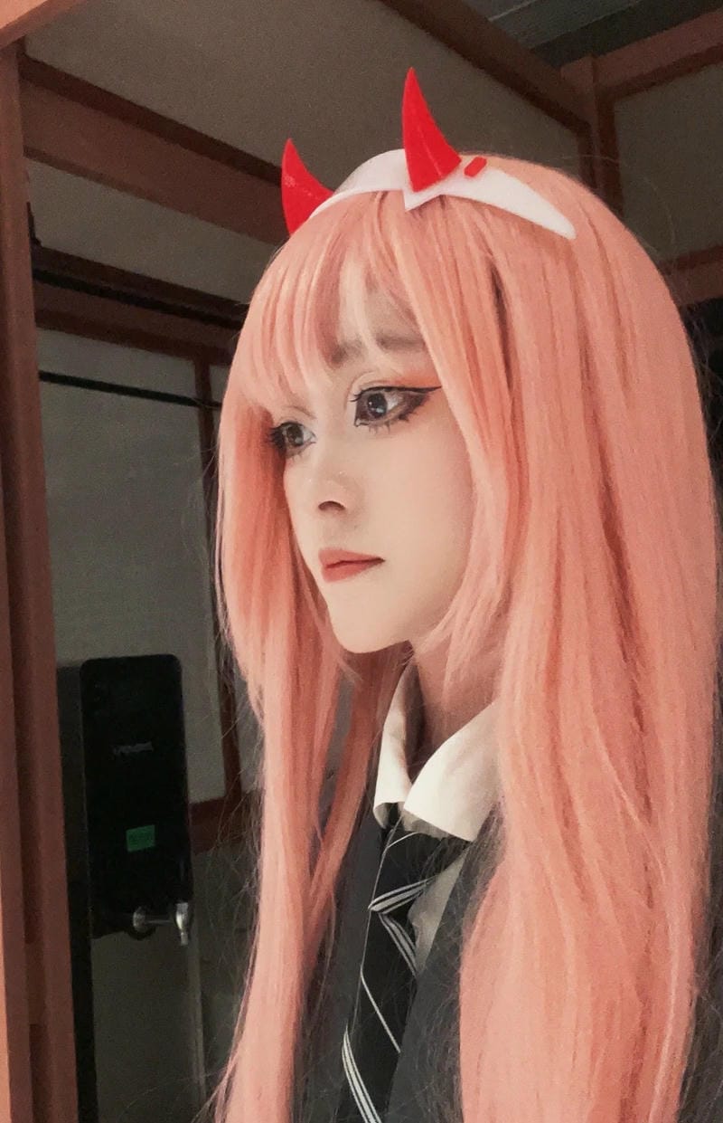 anh-zero-two-cosplay (13)