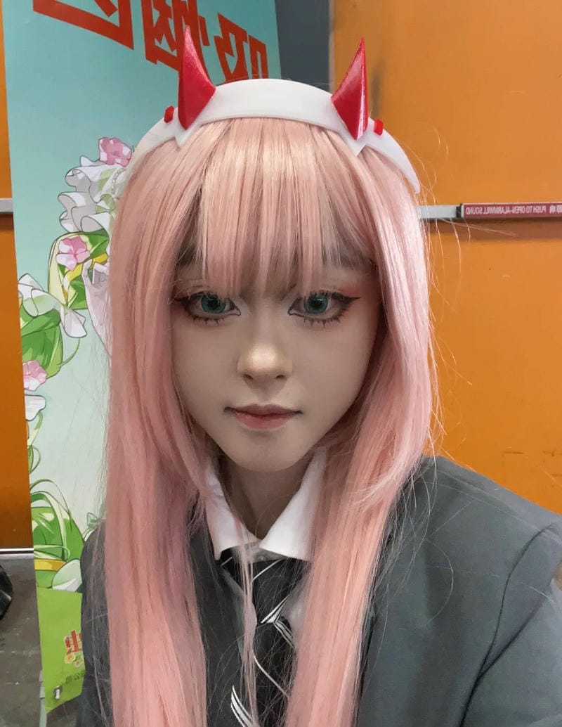 anh-zero-two-cosplay (16)