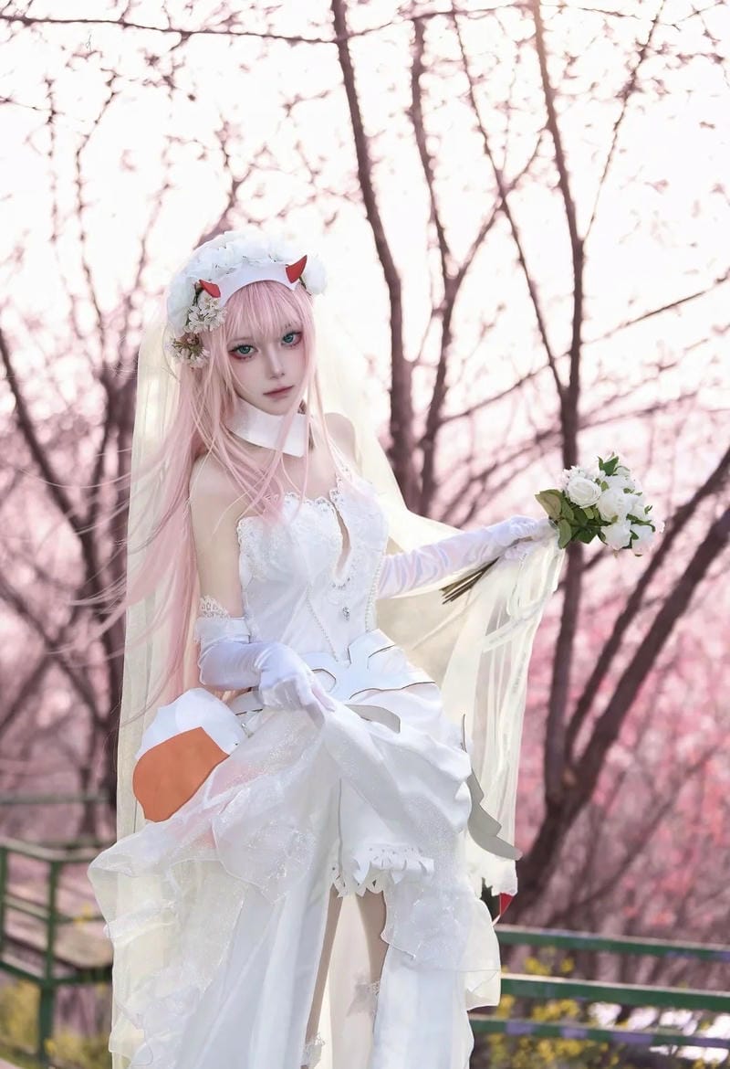 anh-zero-two-cosplay (18)