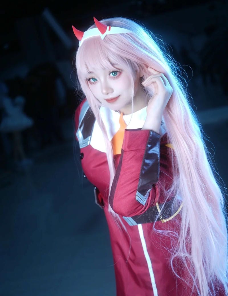 anh-zero-two-cosplay (21)