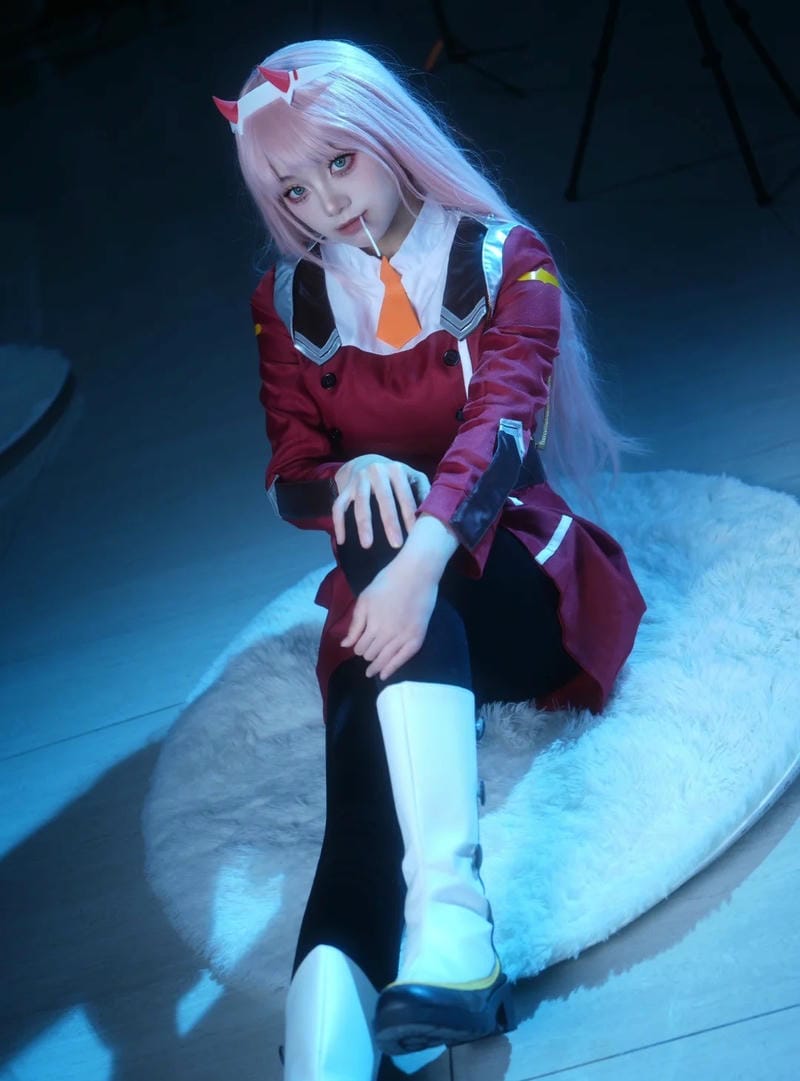 anh-zero-two-cosplay (22)