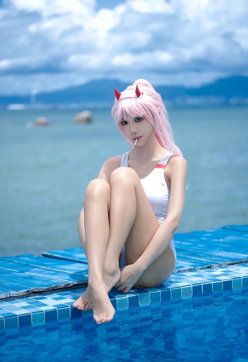 anh-zero-two-cosplay (27)