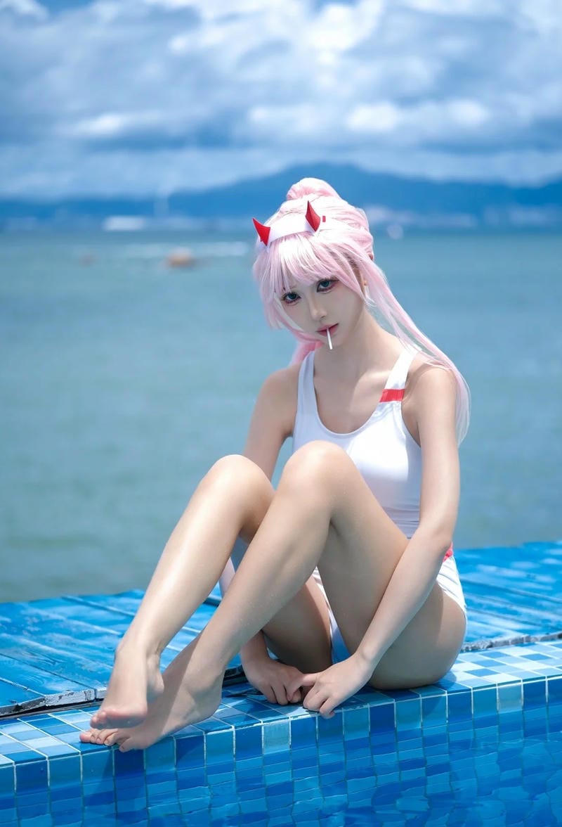 anh-zero-two-cosplay (28)