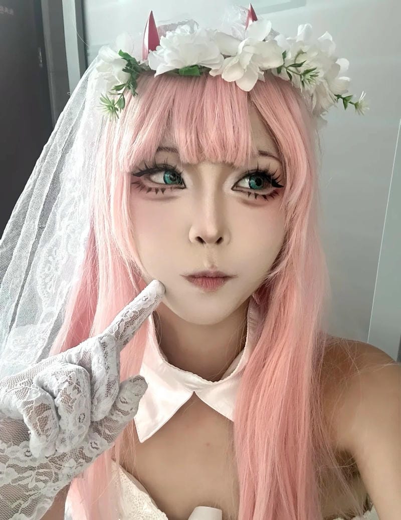 anh-zero-two-cosplay (8)